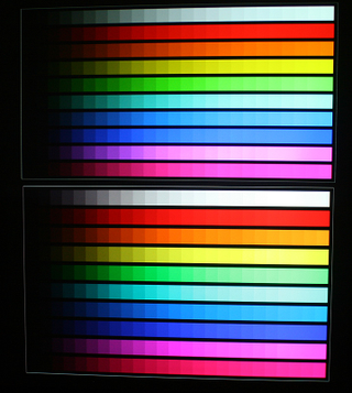 Illustration for article titled 1080p Smackmodo Pits Panasonic vs. Epson Projectors